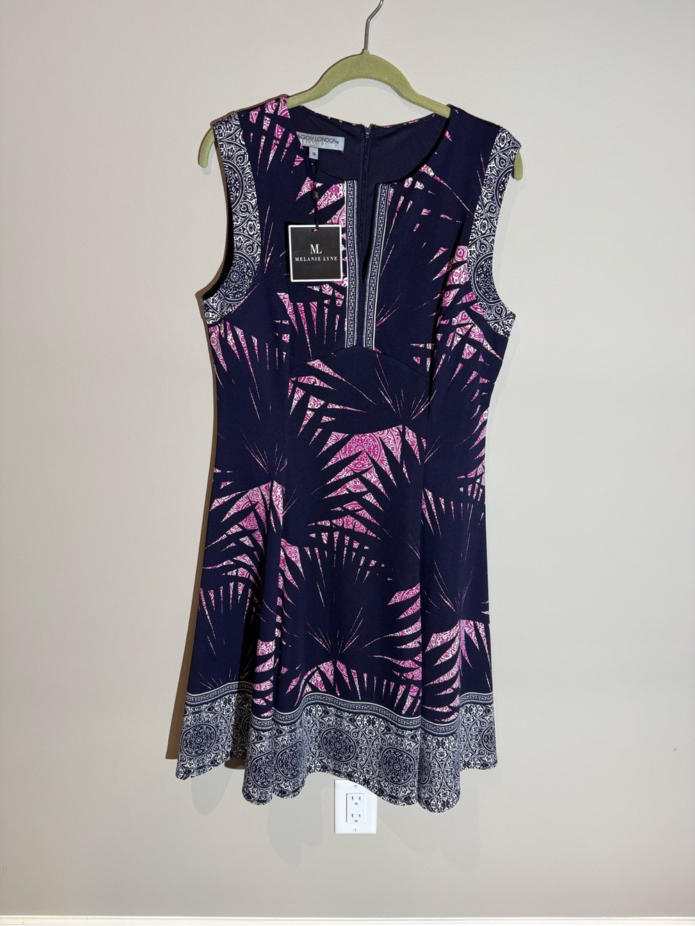Melanie Lyne Navy & Pink Palm Print Fit-and-Flare Dress
